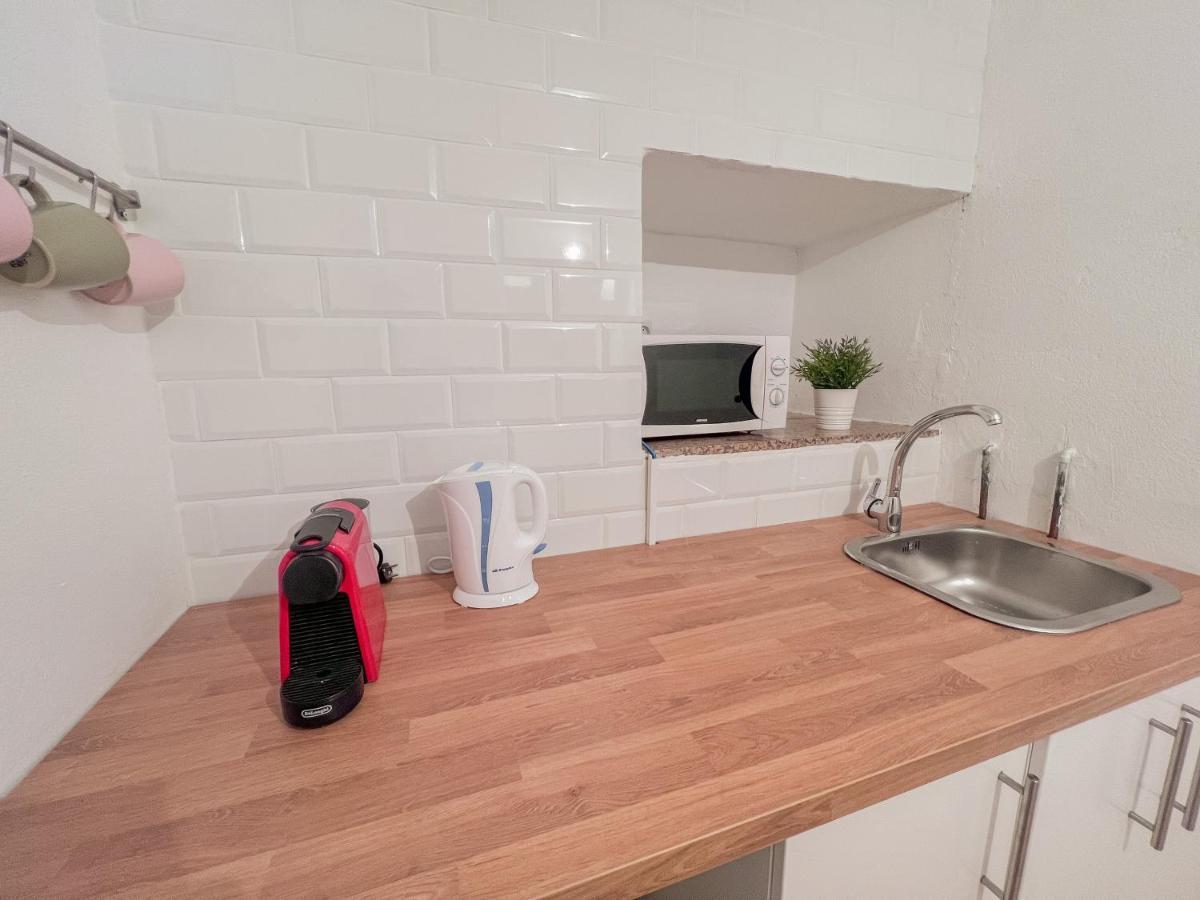 Centrico Apartamento Junto Al Cervantes Málaga Exterior foto