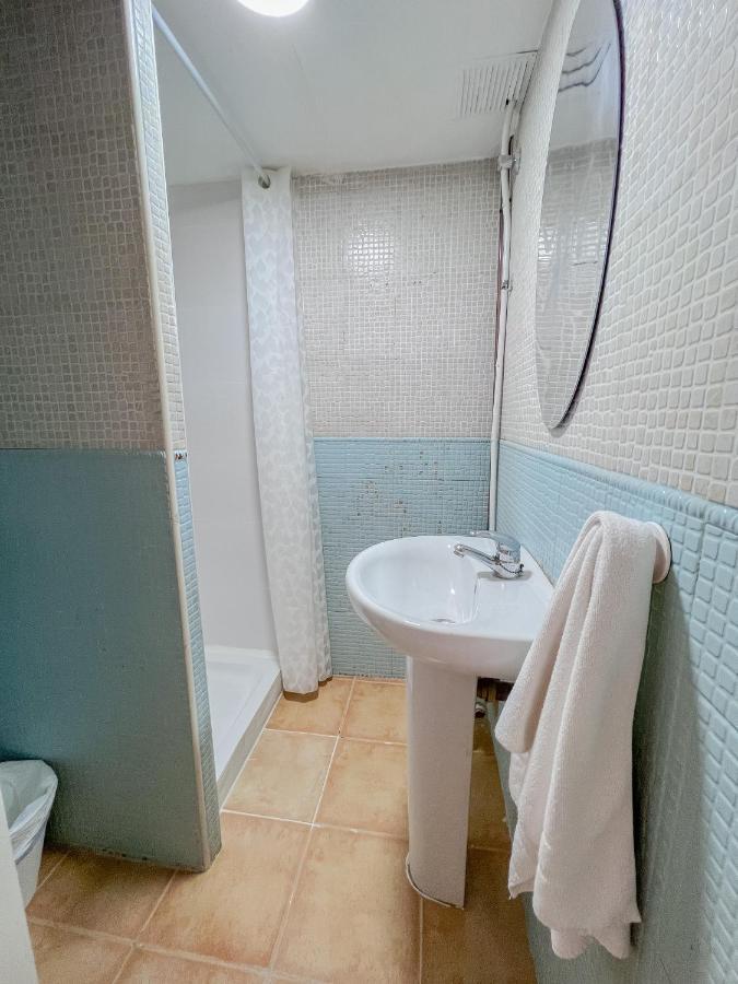 Centrico Apartamento Junto Al Cervantes Málaga Exterior foto